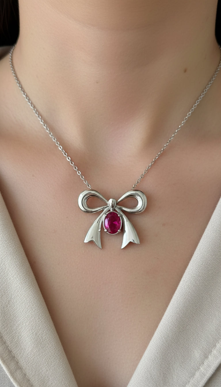 Zunu Bow Pendant Set