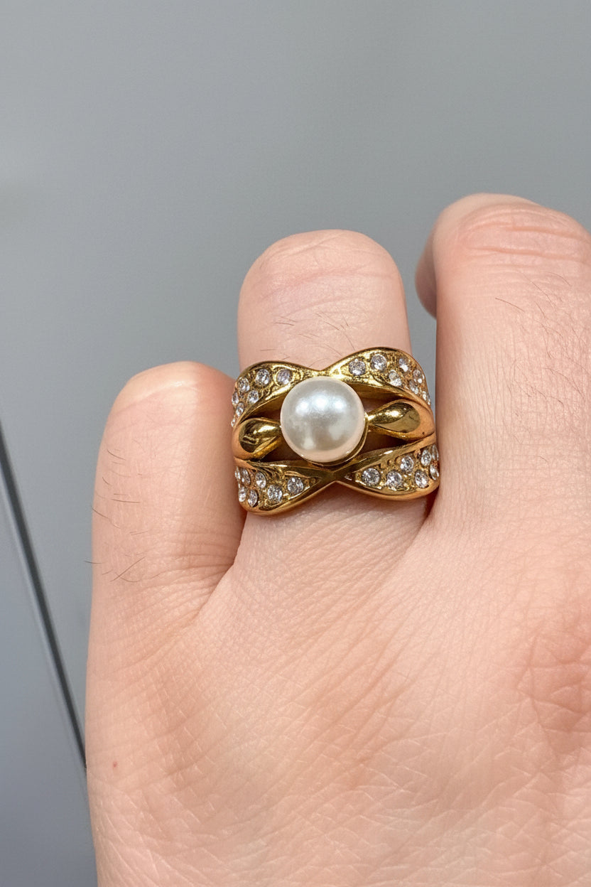 Pearl Allure Ring